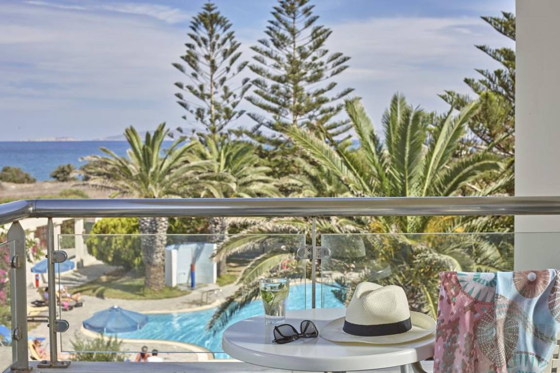 TRIPLE SUPERIOR SEA VIEW BALCONY OR TERRACE
