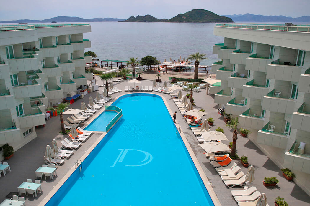 Hotel Dragut Point South - basen