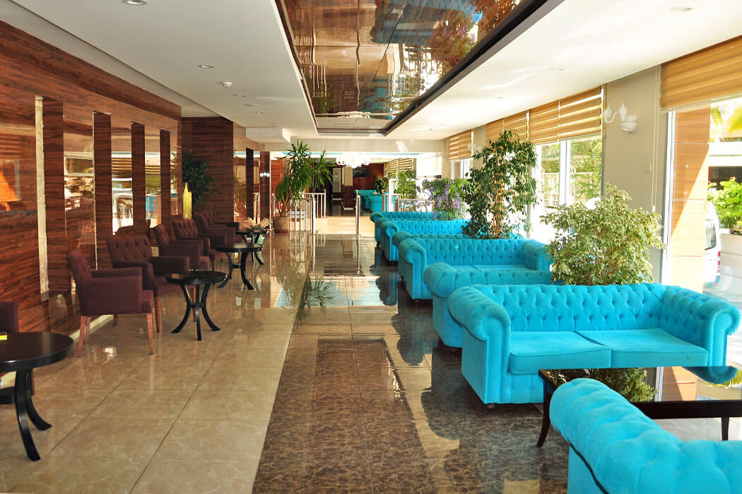 Hotel Sun Beach Park & Spa - widok na lobby bar