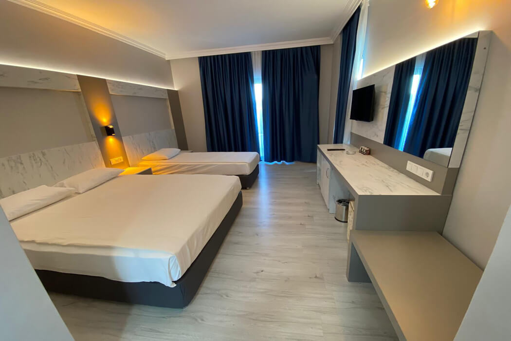 Silver Hotel - widok na pokój superior