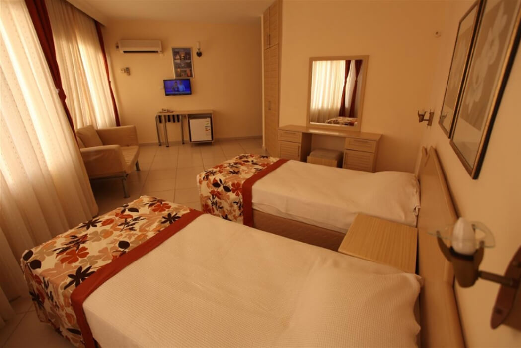 Hotel Malhun - pokój z dwoma łóżkami