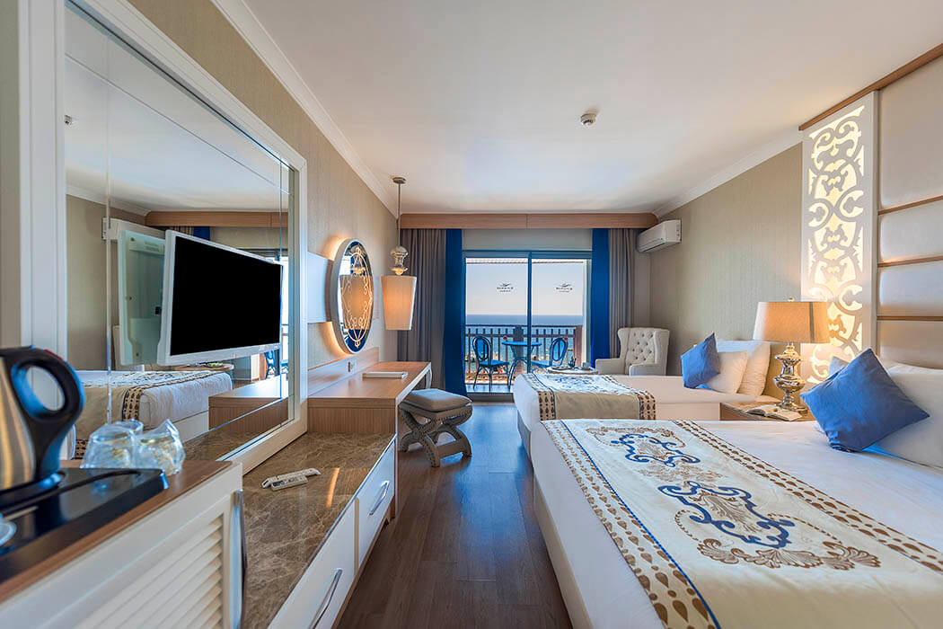 Hotel Quattro Beach Spa & Resort - standardowy pokój
