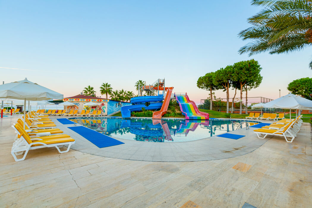 Hotel Justiniano Club Park Conti - basen ze zjeżdżalniami