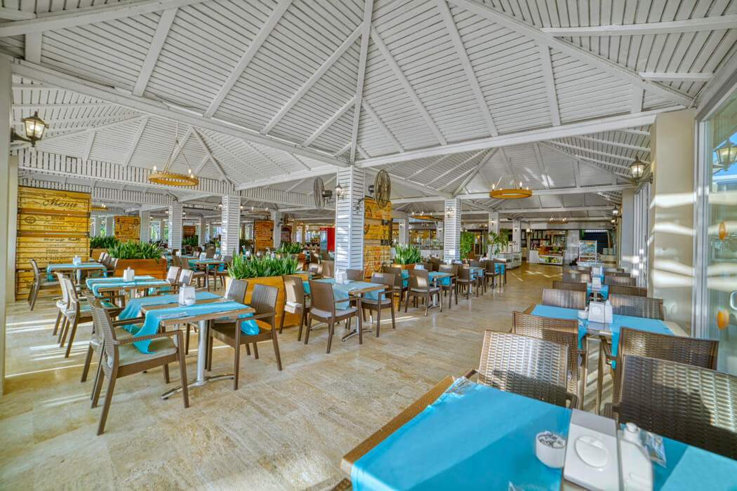 Hotel Justiniano Club Park Conti - restauracja główna
