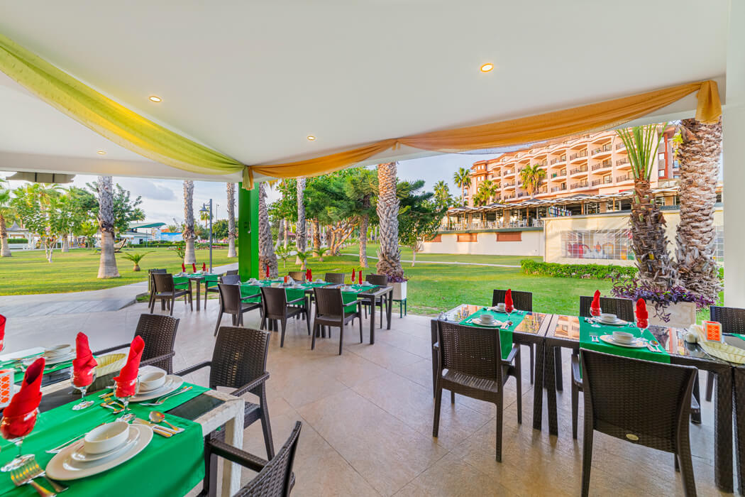 Hotel Justiniano Club Park Conti - kolacja w restauracji włoskiej
