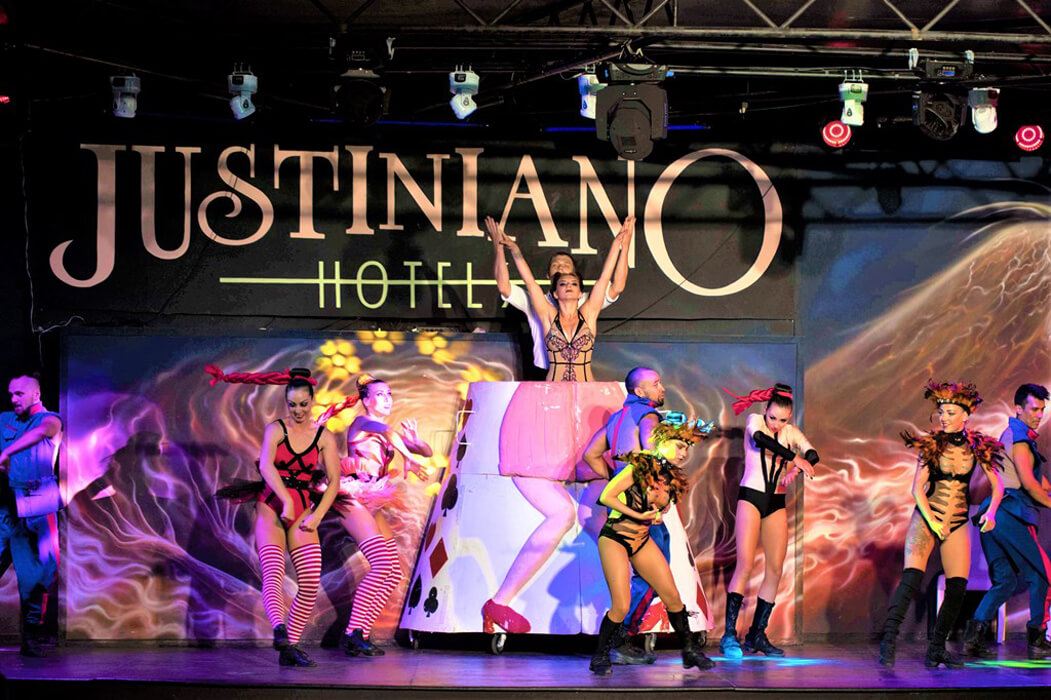 Hotel Justiniano Club Park Conti - show