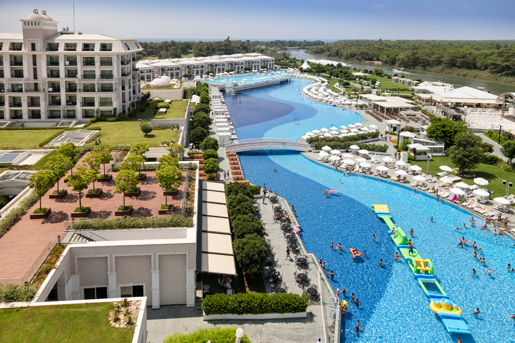 Hotel Titanic Deluxe Golf Belek - widok z góry na teren hotelu