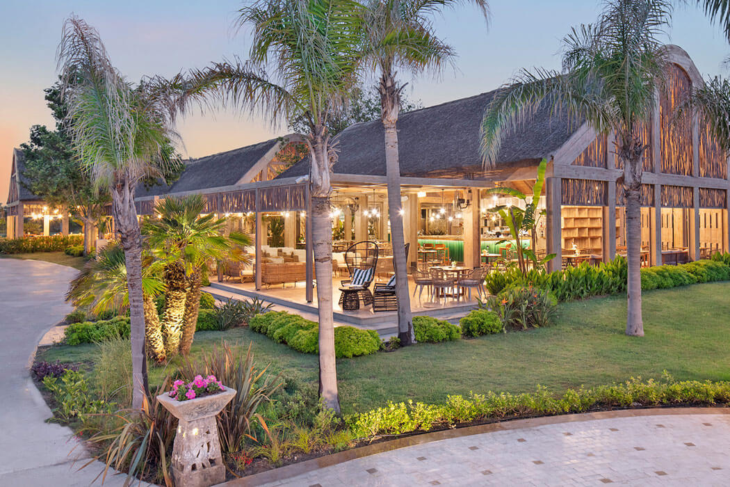 Hotel Ela Excellence Resort Belek - widok na La Sofa Bar