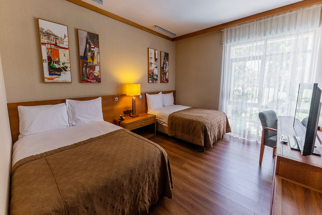 Hotel Gloria Serenity Resort - przykładowy pokój w deluxe willi