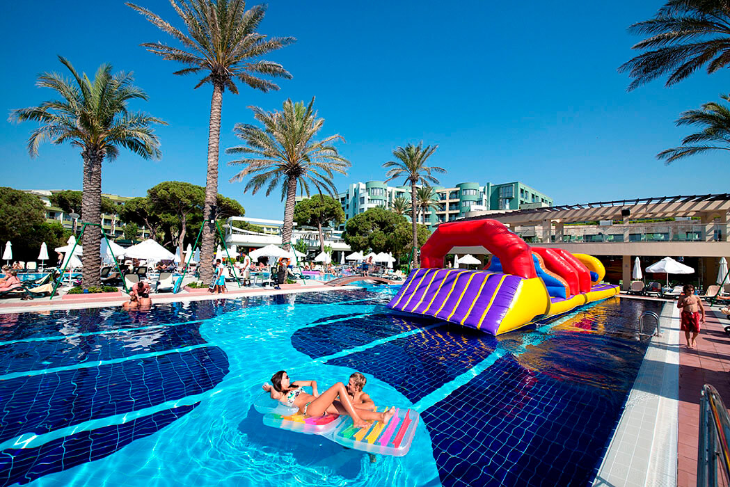 Hotel Limak Atlantis Deluxe Hotel & Resort - wodny tor przeszkód