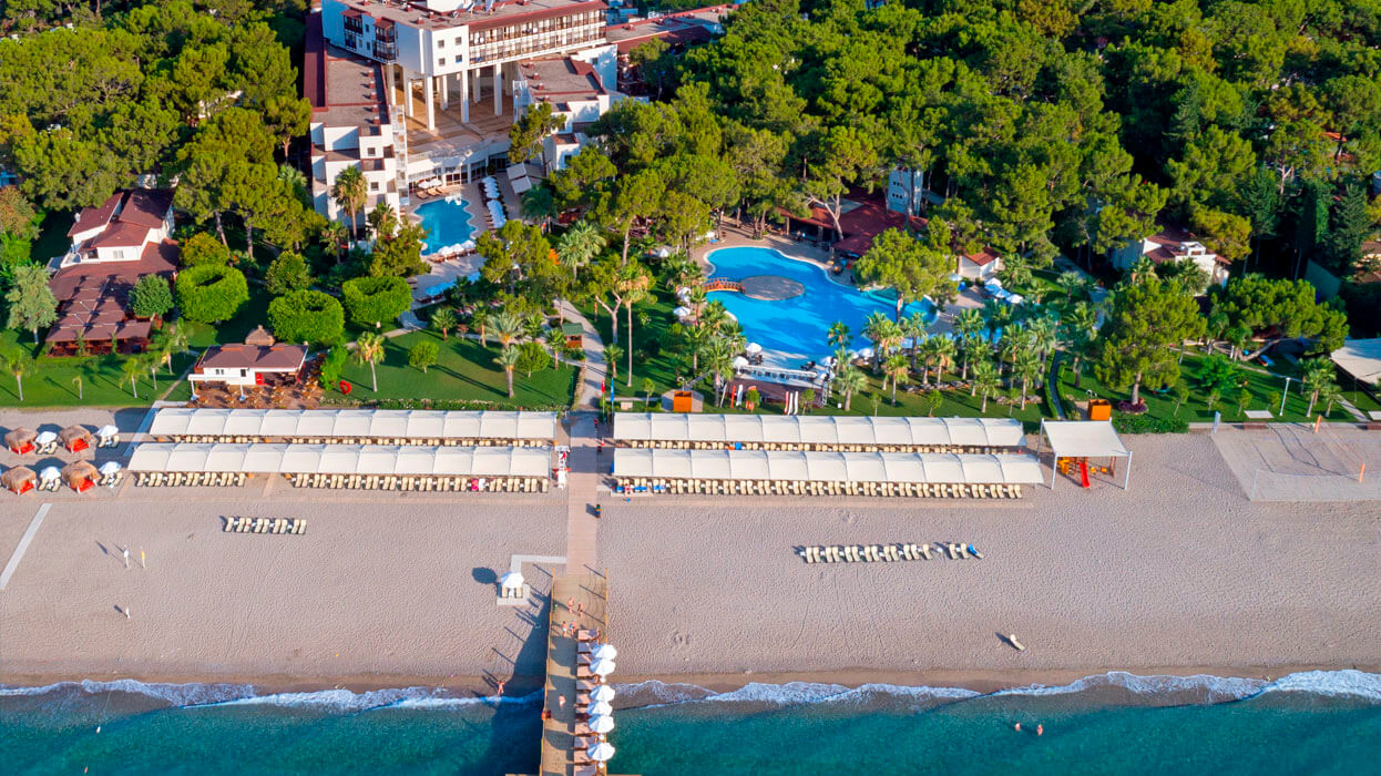 Seven Seas Hotel Life - widok na plażę