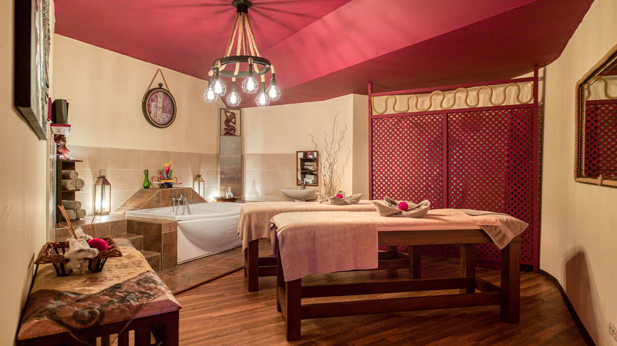 Seven Seas Hotel Life - widok na SPA