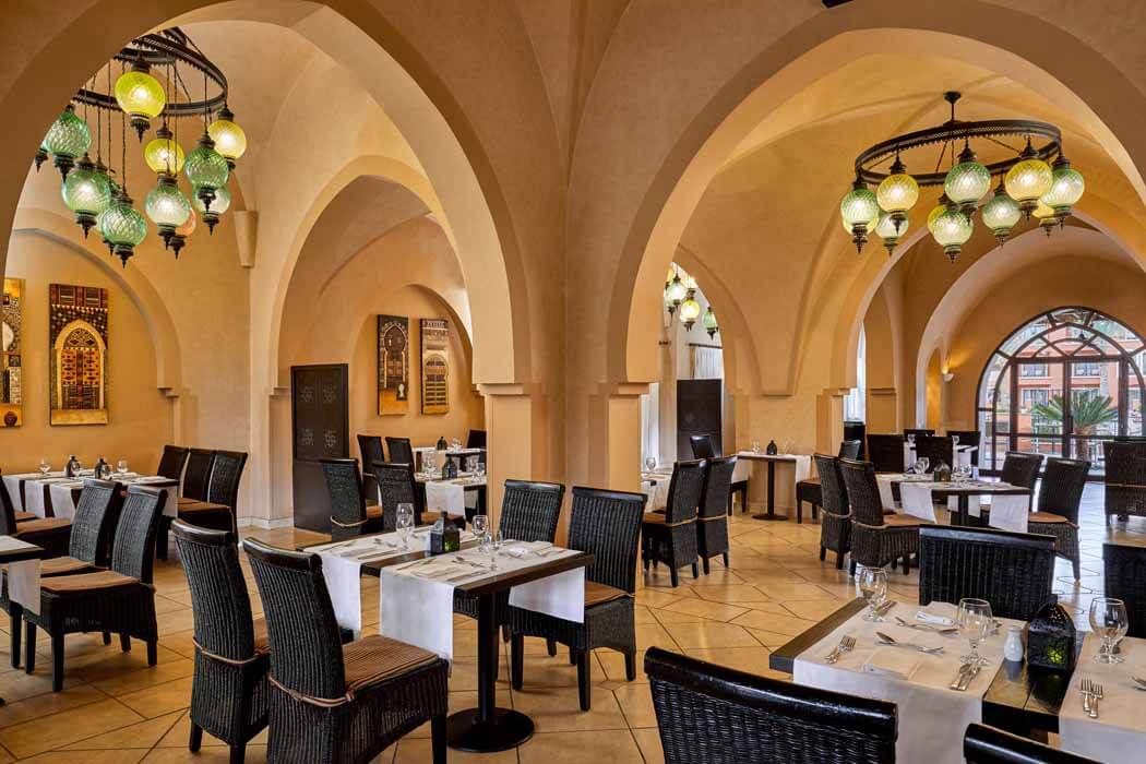 Hotel Jaz Dar El Madina - restauracja główna