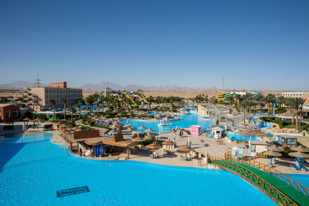 Hotel Titanic Resort & Aqua Park - widok na hotel