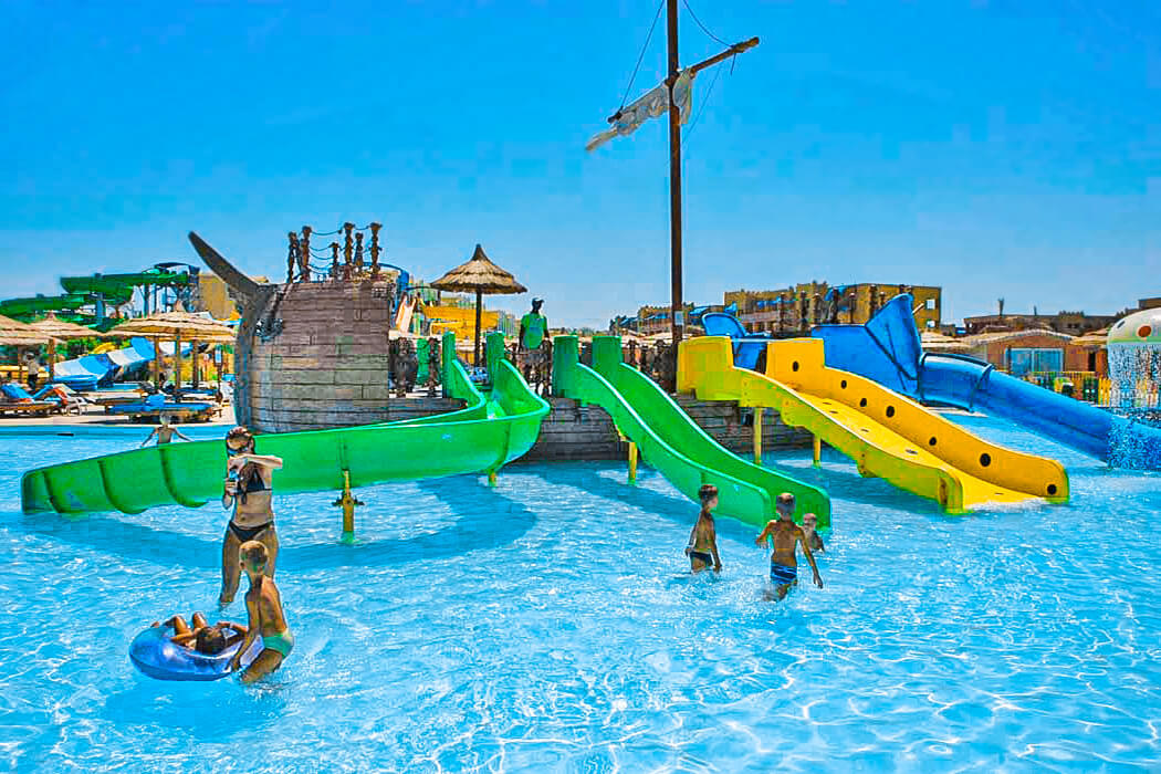 Hotel Titanic Palace & Aqua Park Beach Resort - zjeżdżalnie dla dzieci