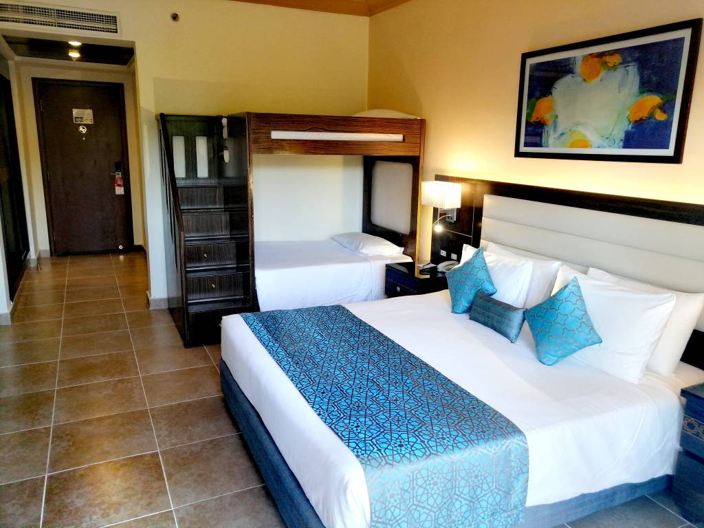 ROOM STANDARD BUNKBED POOL VIEW
