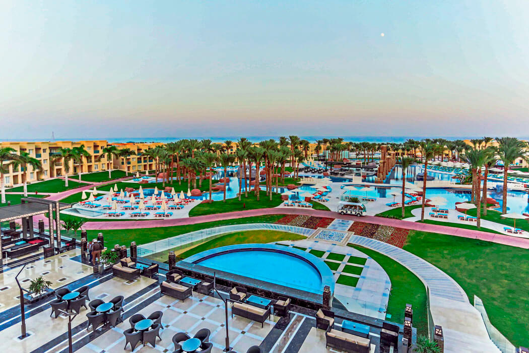Hotel Rixos Premium Seagate - kompleks basenów