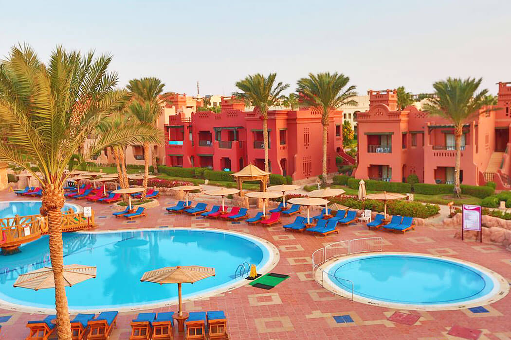 Hotel Charmillion Sea Life Resort - basen i brodzik