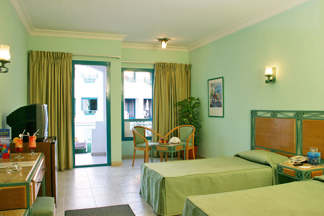 Falcon Hills Hotel - inny przykładowy pokój