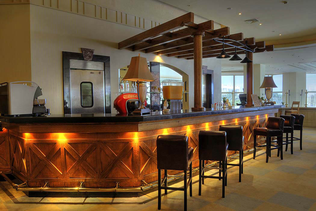Hotel Aurora Oriental - lobby bar