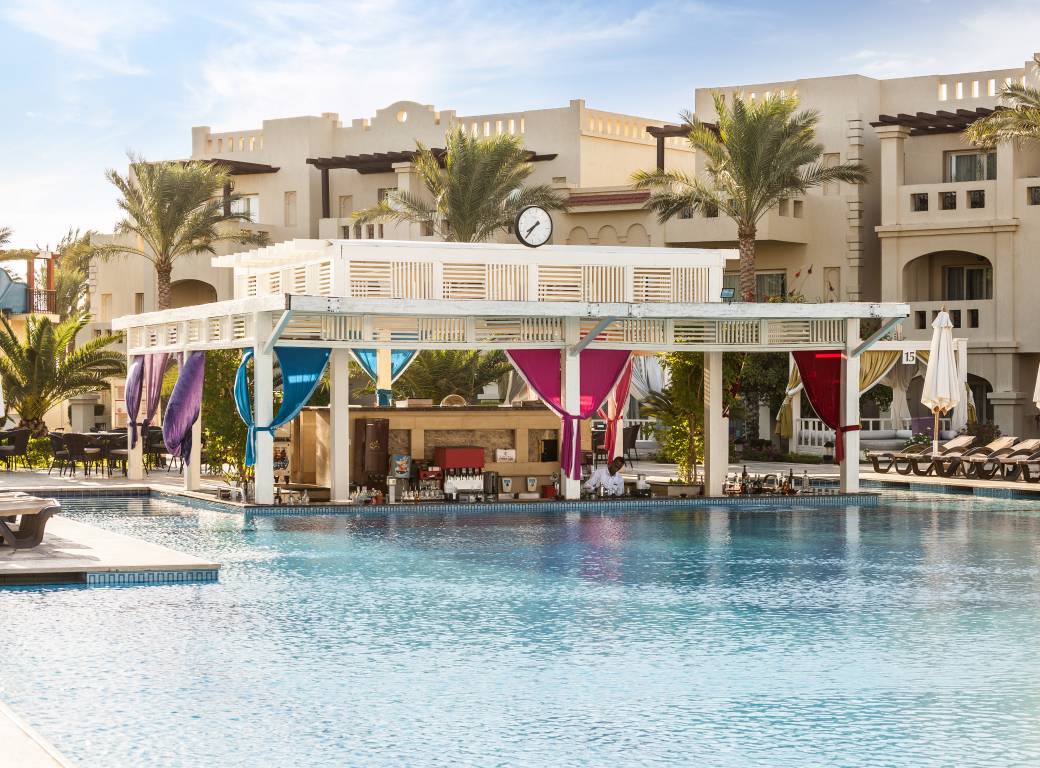 Oasis Pool Bar