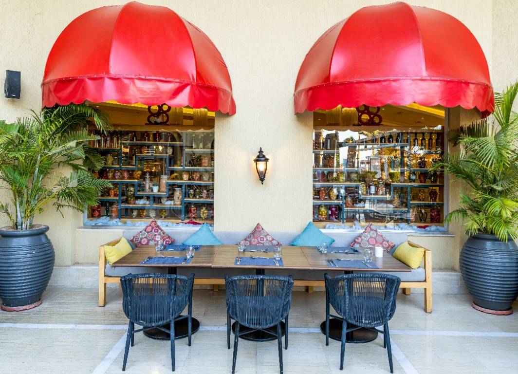 THE PALM MAIN RESTAURANT