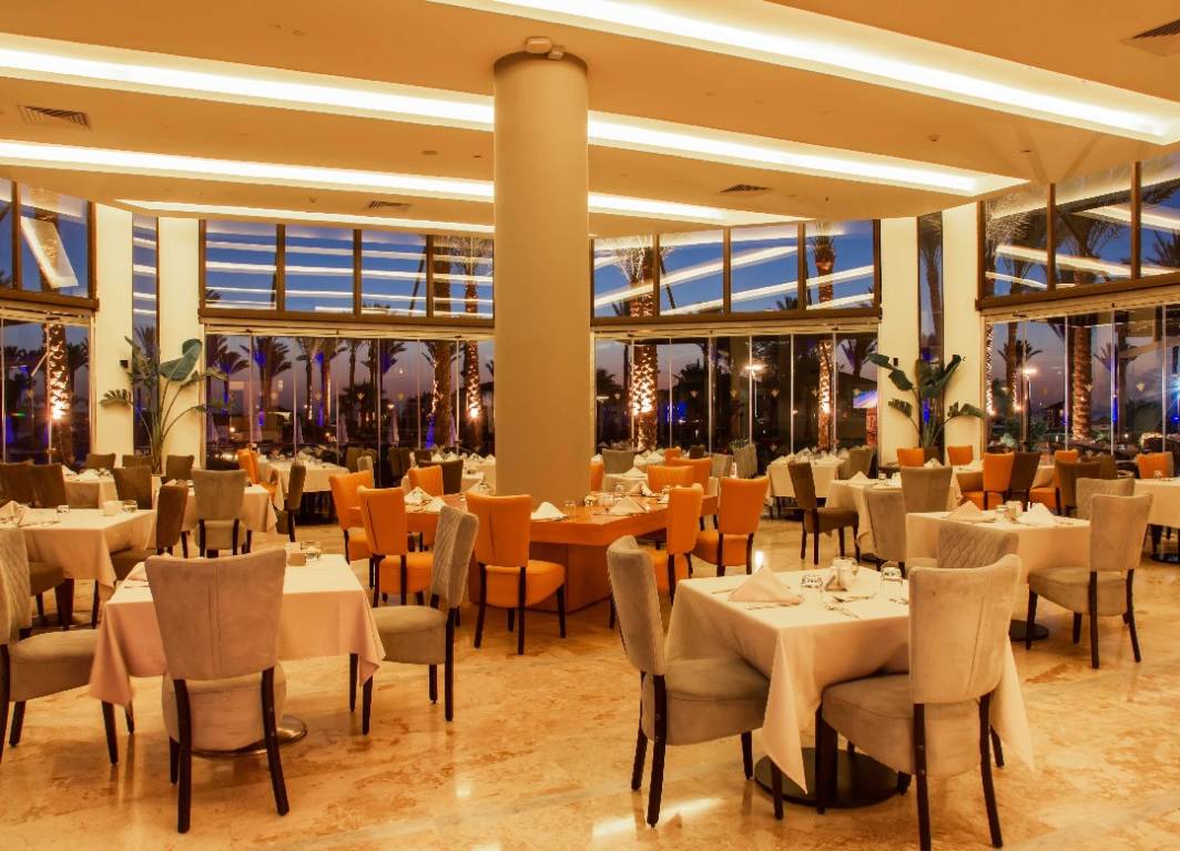 THE PALM MAIN RESTAURANT