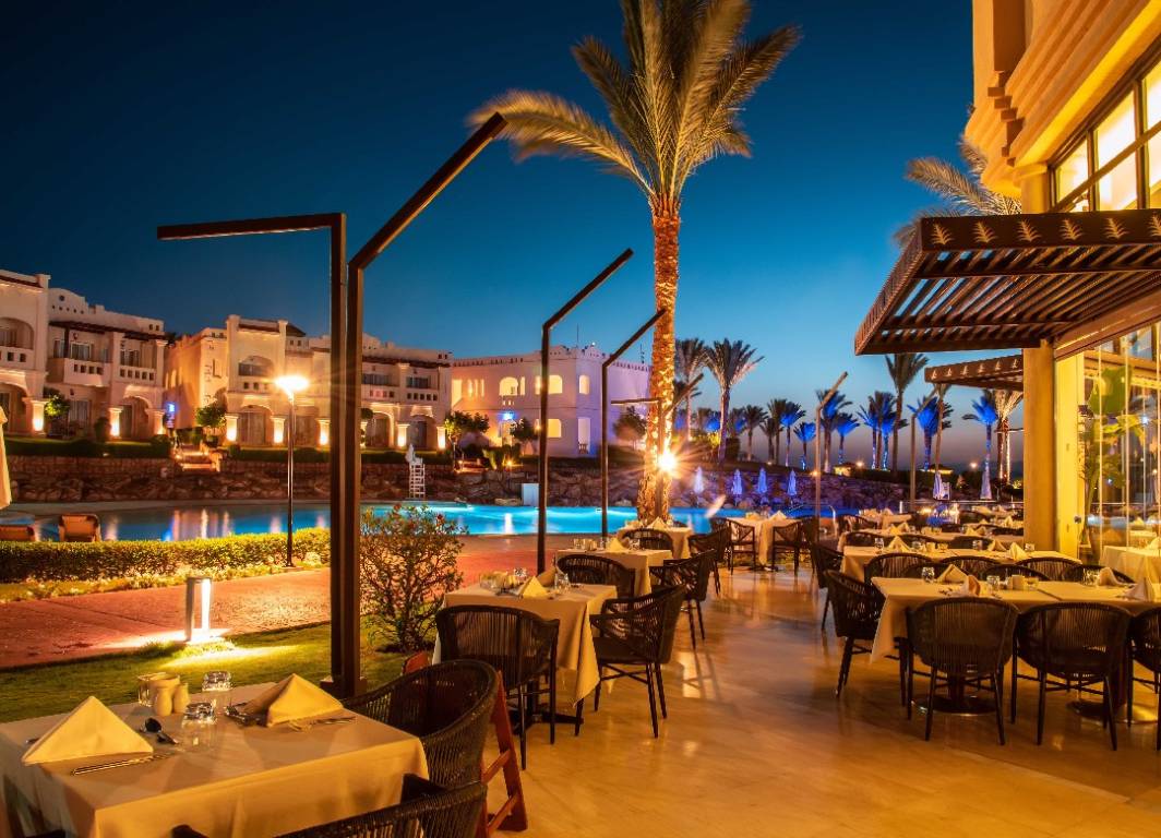 THE PALM MAIN RESTAURANT