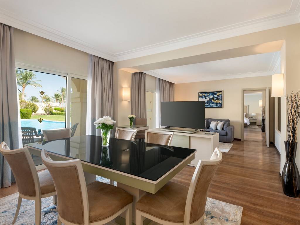 Diplomatic Suite
