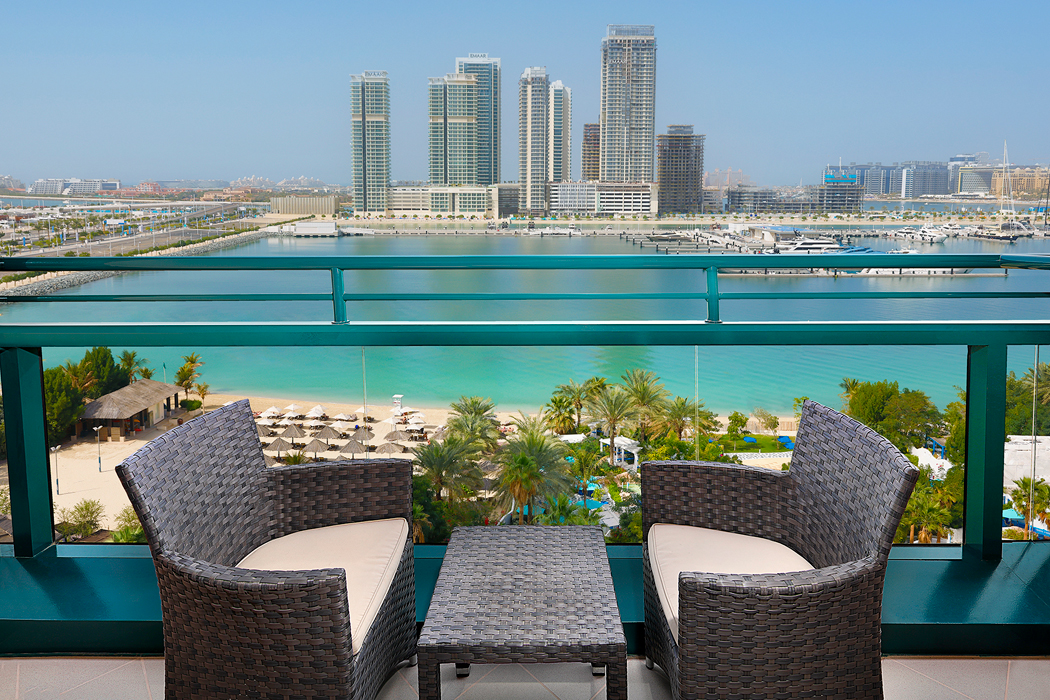 Hotel Le Meridien Mina Seyahi Beach Resort & Marina - widok na morze
