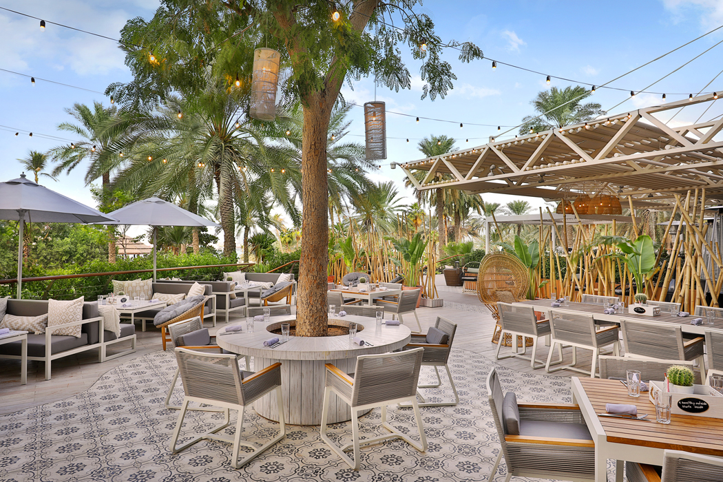 Hotel Le Meridien Mina Seyahi Beach Resort & Marina - restauracja Bounty Beets