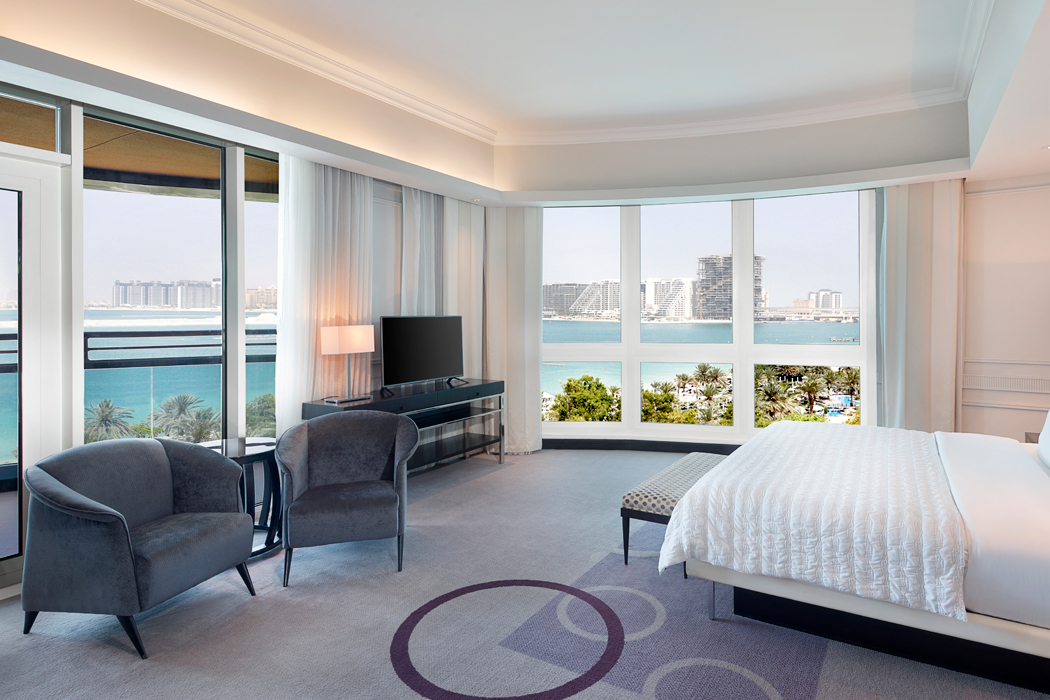 Hotel Le Meridien Mina Seyahi Beach Resort & Marina - pokój club superior