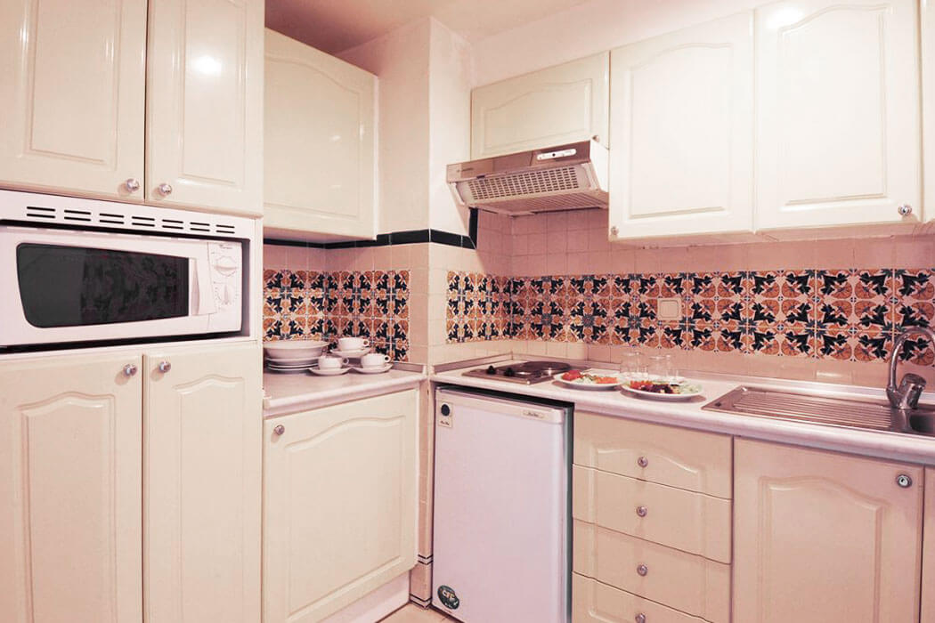 Hotel Golden Yasmine Mehari Thalassa & Spa - aneks kuchenny w apartamencie