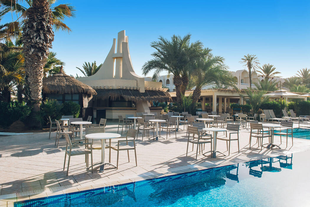 Hotel Iberostar Mehari Djerba - bar przy basenie