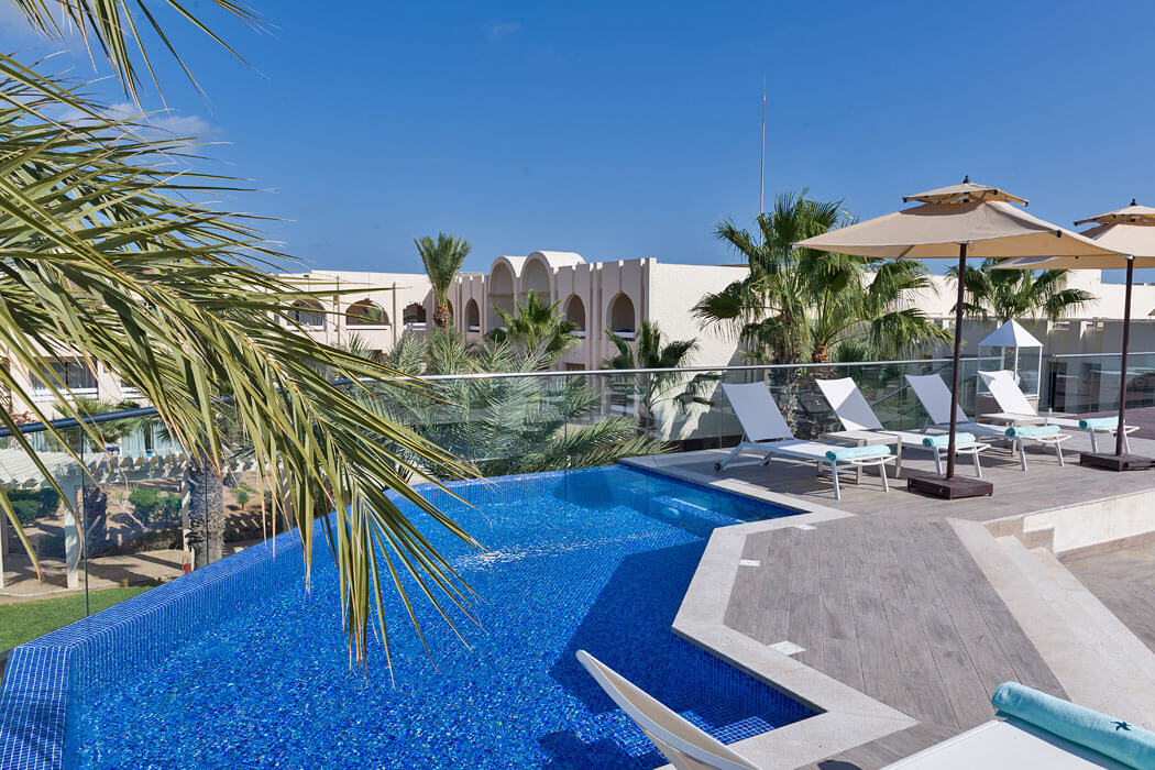 Hotel Iberostar Mehari Djerba - basen na tarasie