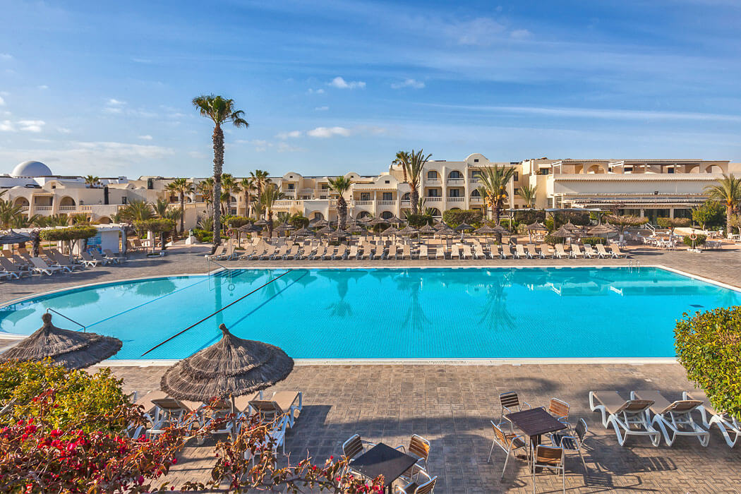 Hotel Djerba Aqua Resort - basen za dnia