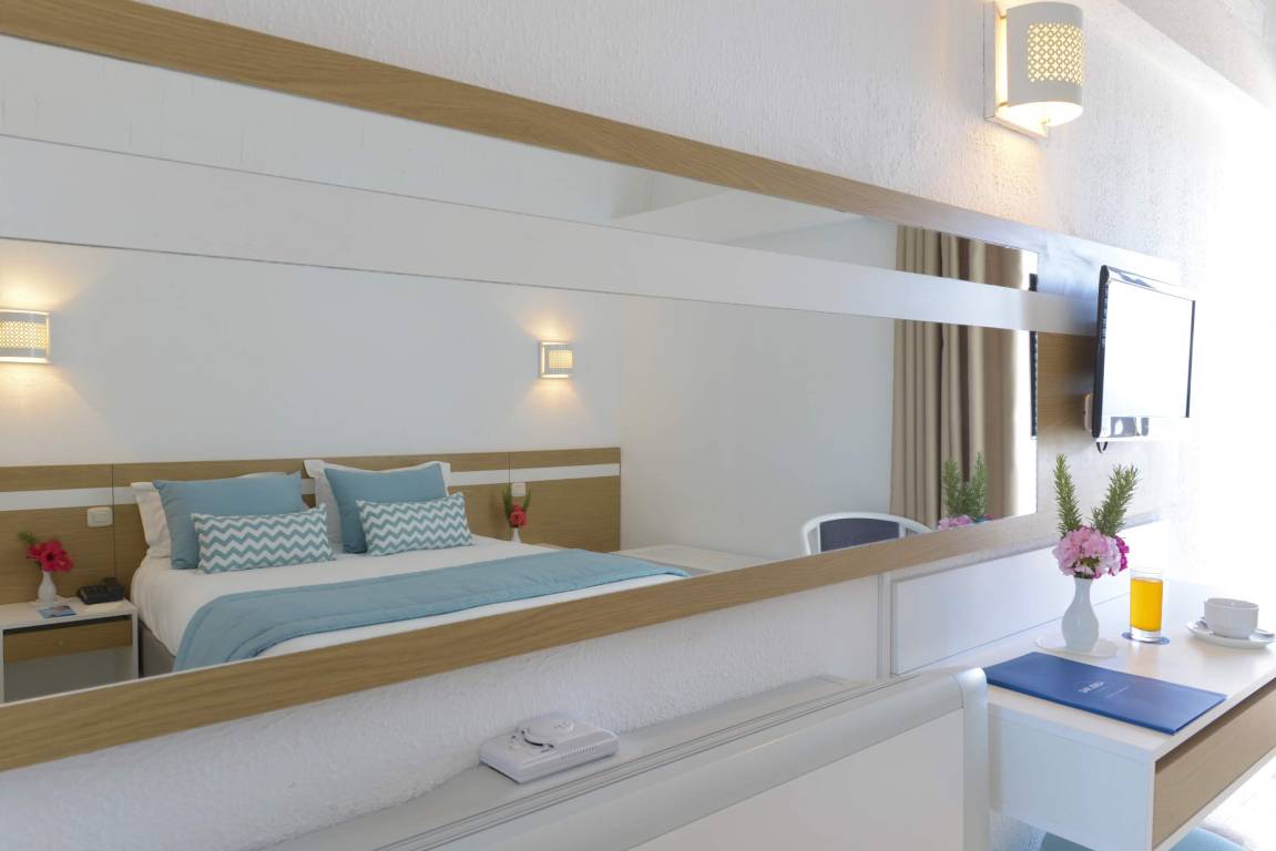 ROOM STANDARD