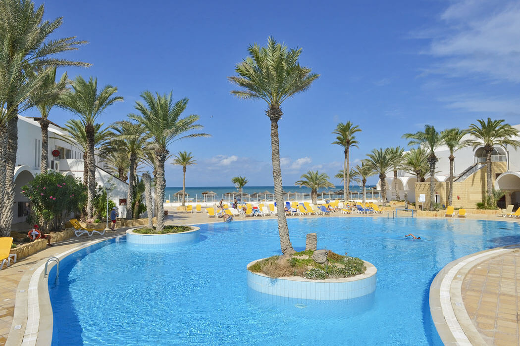 Hotel Dar Jerba Narjess - palmy i basen