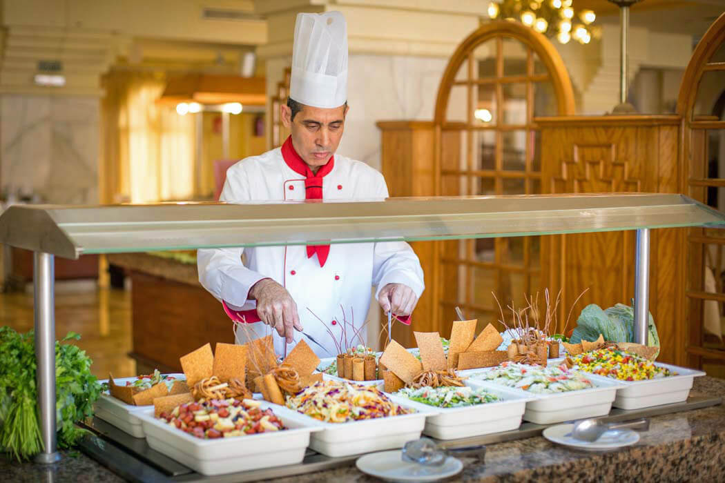 Le Soleil Bella Vista Resort Hotel - bufet