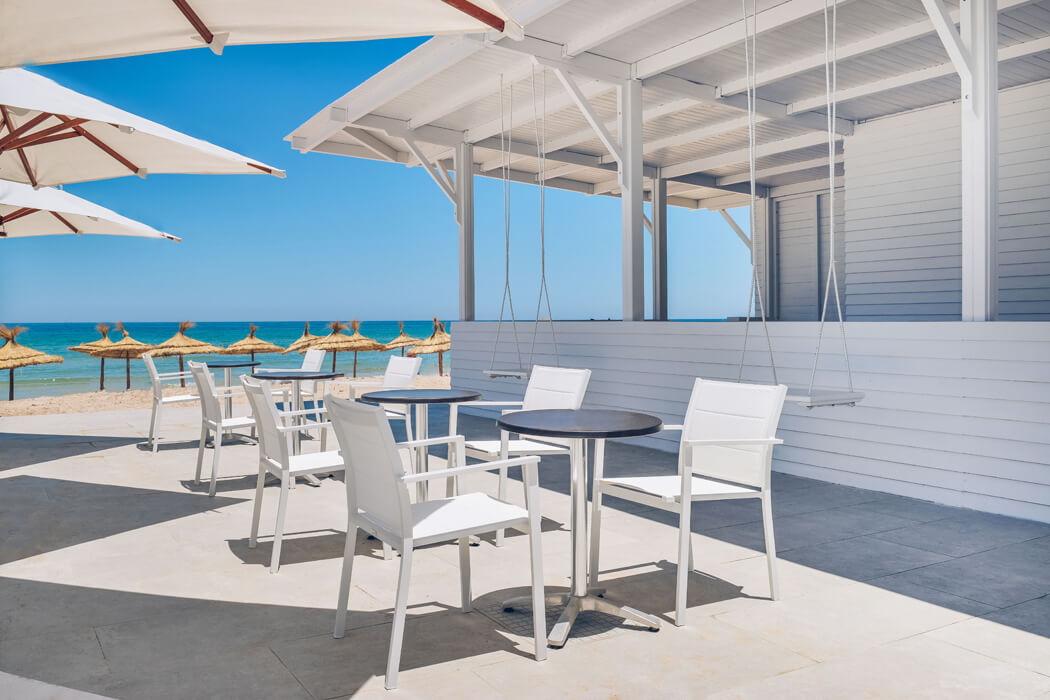 Hotel Iberostar Selection Kuriat Palace - stoliki