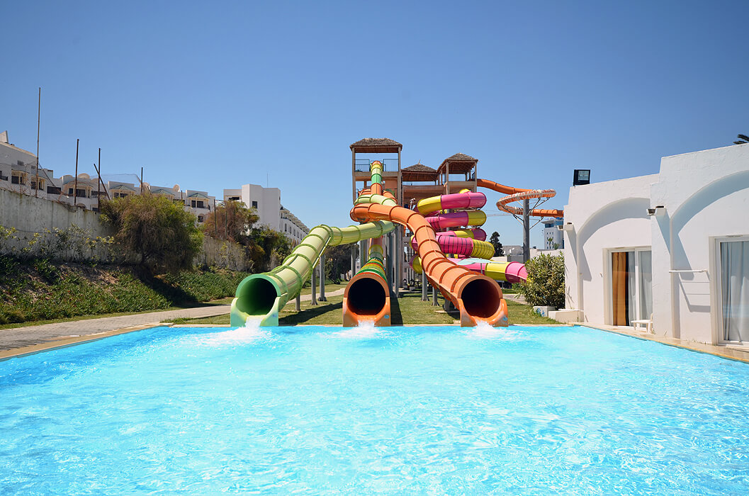 Hotel Aquasplash Thalassa Sousse - trzy zjeżdżalnie typu rura