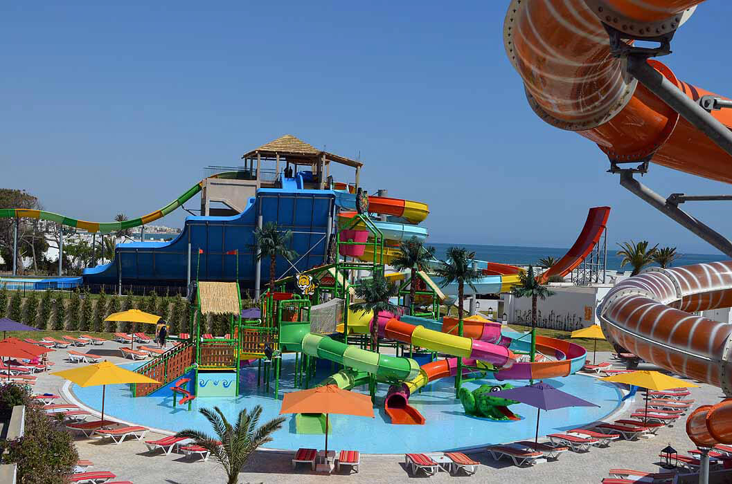 Hotel Aquasplash Thalassa Sousse - zjeżdżalnia typu rura zamknięta