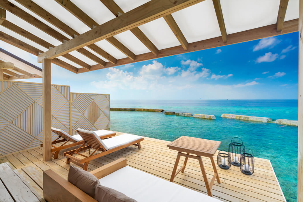 Hotel Ellaidhoo Maldives By Cinnamon - water bungalow taras