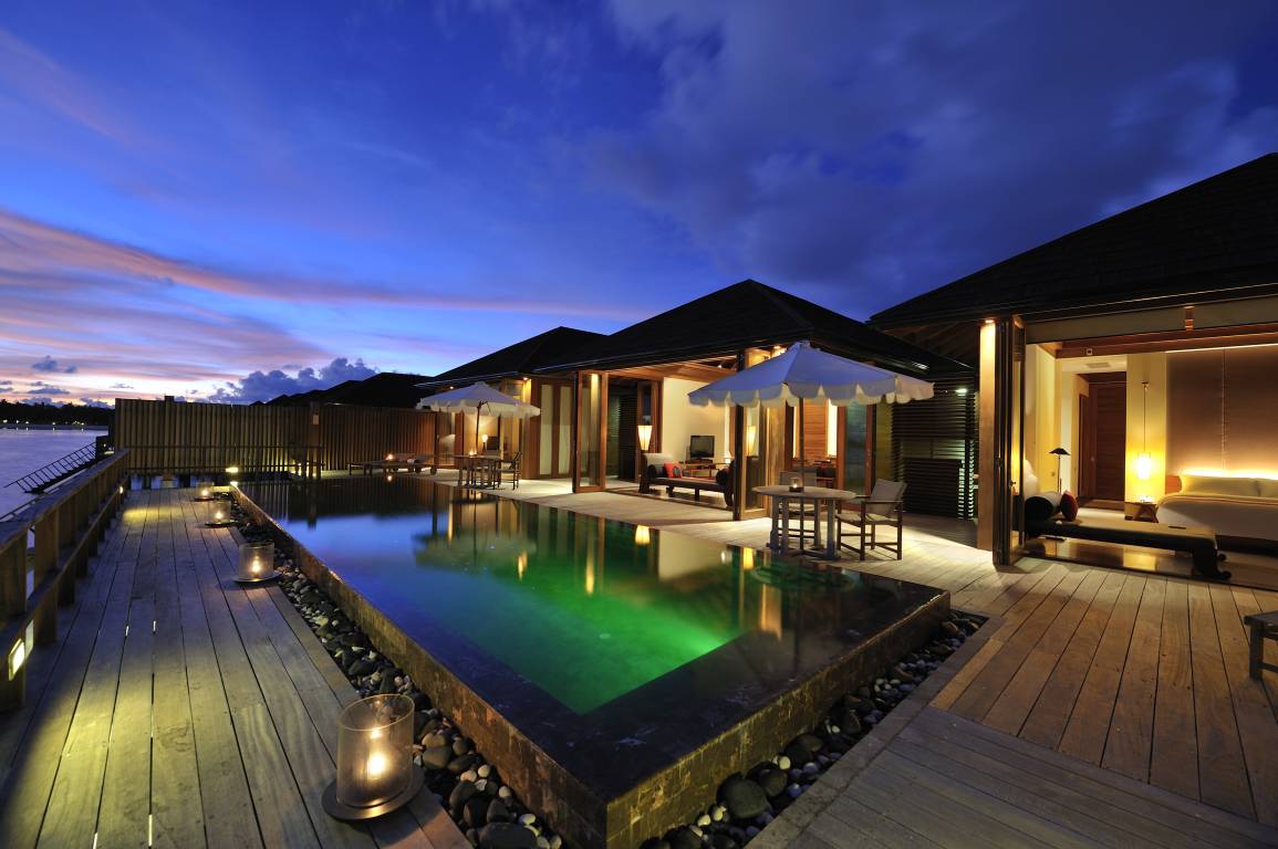 Two Bedroom Ocean Suite with Pool