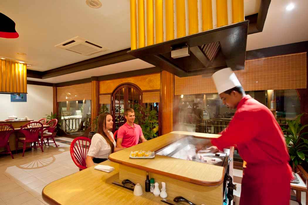 Hotel Paradise Island Resort & Spa - show cooking