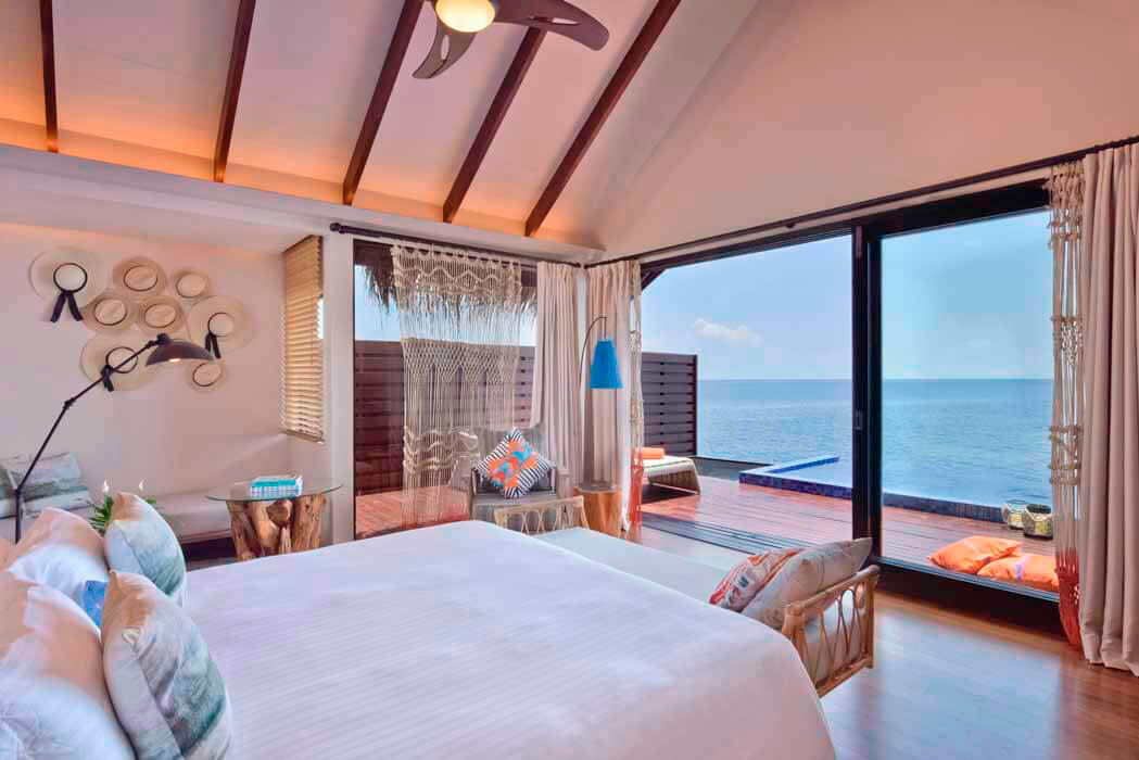 Hotel Grand Park Kodhipparu Maldives - lagoon pool villa