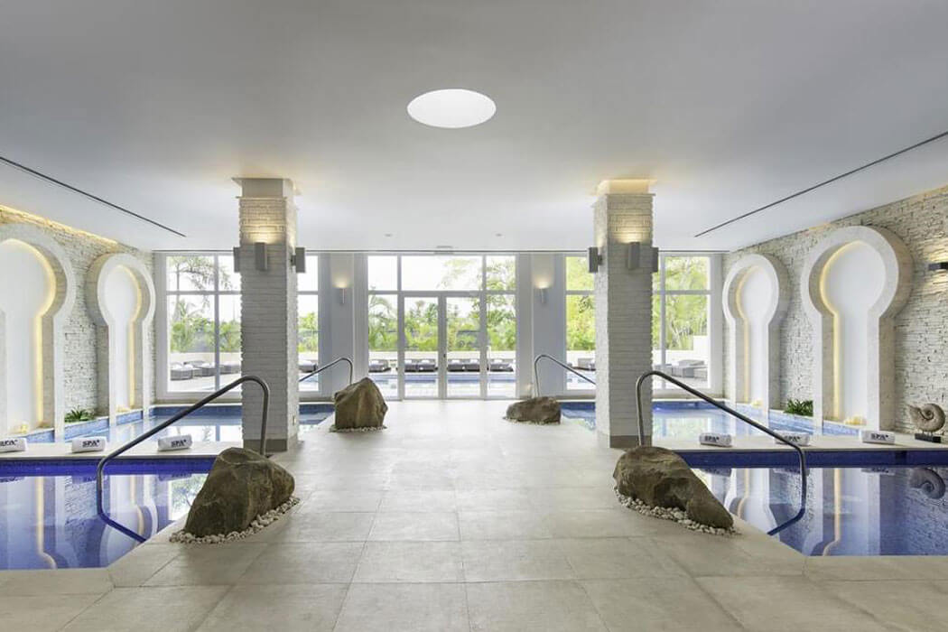 Hotel Iberostar Dominicana - kryty basen