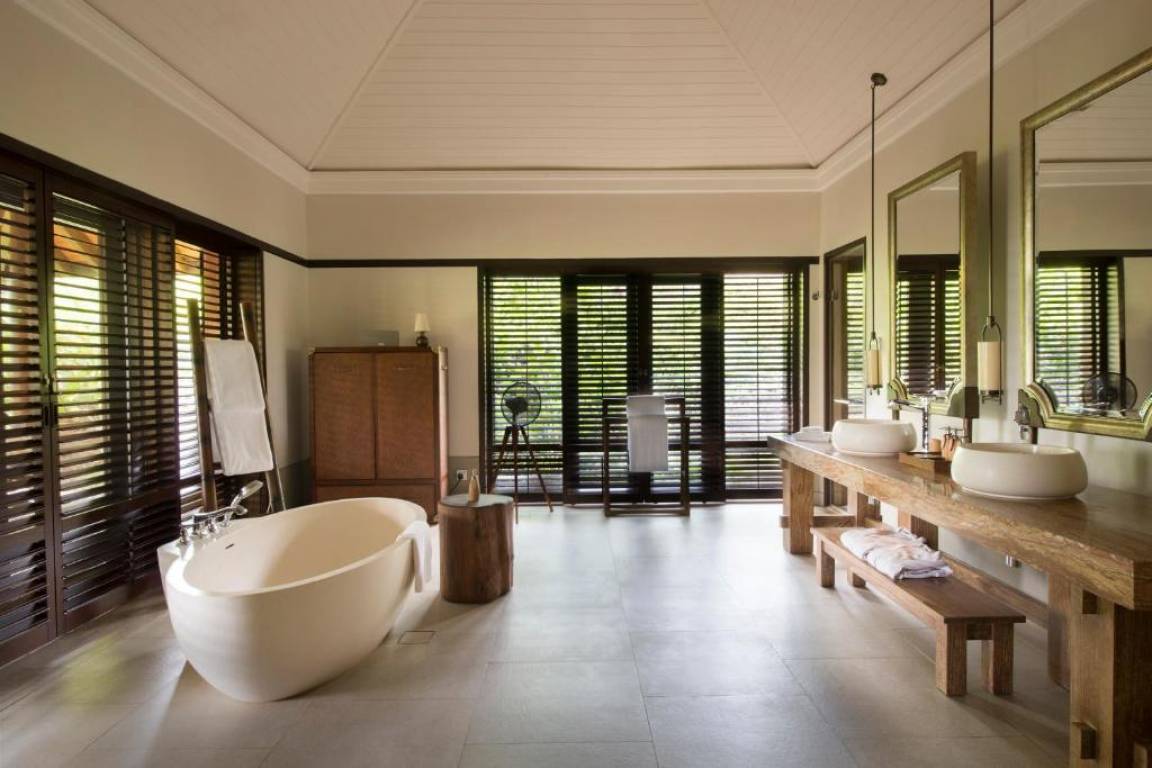 PREMIER OCEAN VILLA