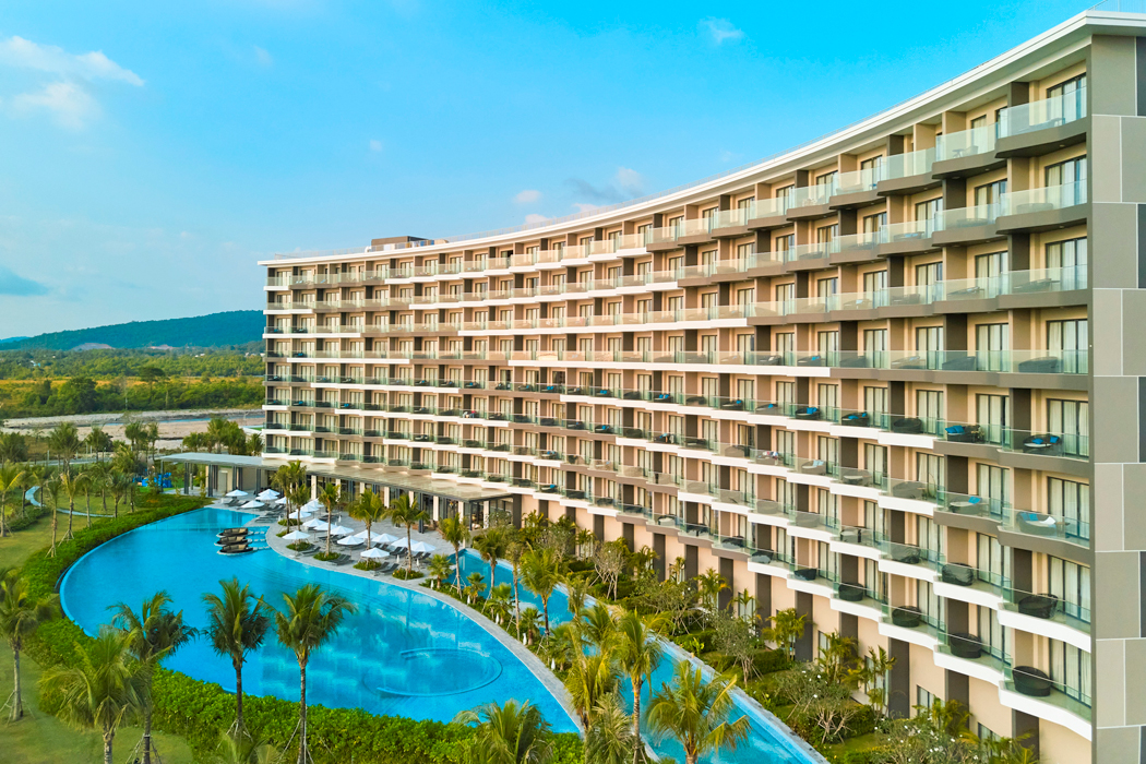 Hotel Movenpick Resort Waverly Phu Quoc - budynek główny