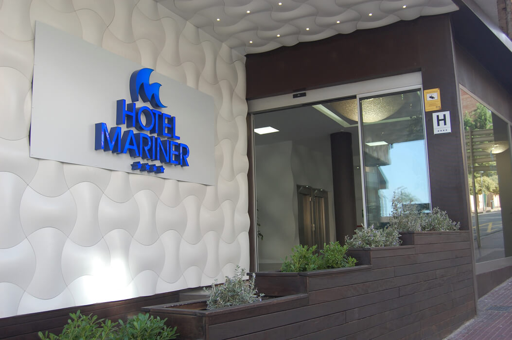 Mariner Hotel - wejście